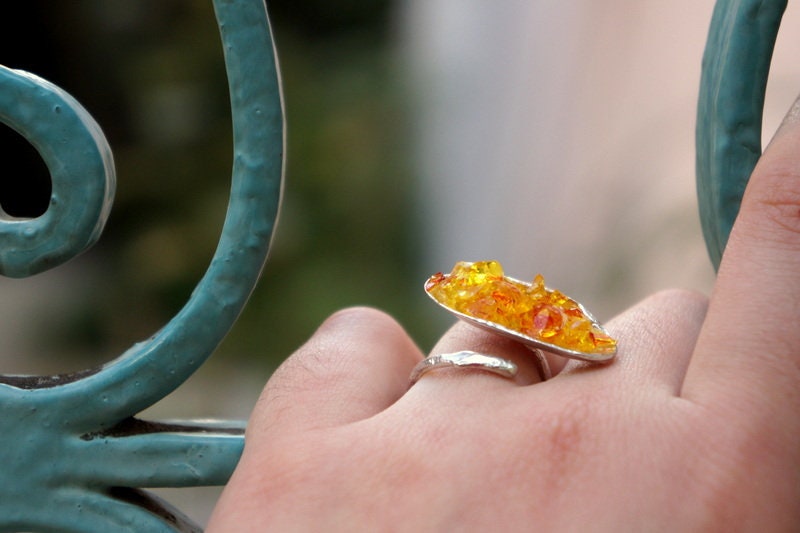 Minimalist Handmade Nature Jewelry. ring Sterling Silver Mussel Shell Ring, Murano Glass Ring.
