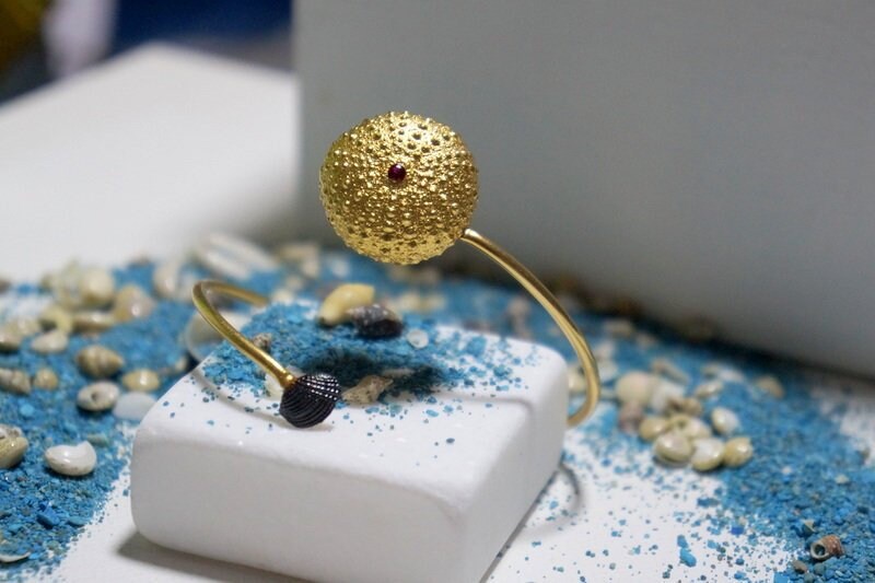 Sea Urchin and Shell Cuff Bracelet, Summer Gift for Her, 14K Gold plated Sterling Silver Bangle with Zircon Stone, Bridesmaid Jewelry