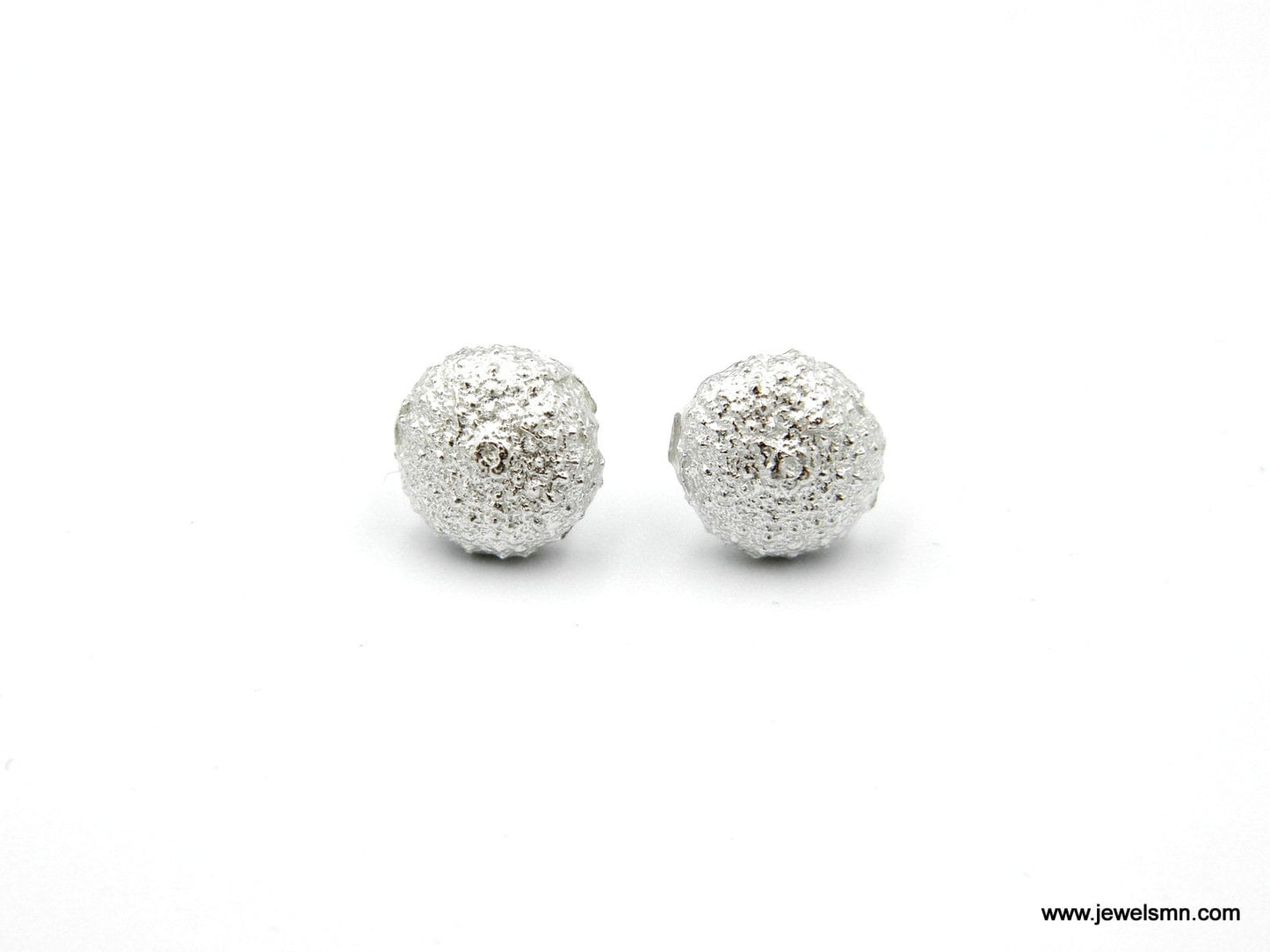 Minimal Tiny, Real sea urchin Stud Earrings in recycled silver 925. By Mother Nature Jewelry. Symbol of tenacity,patience and life force