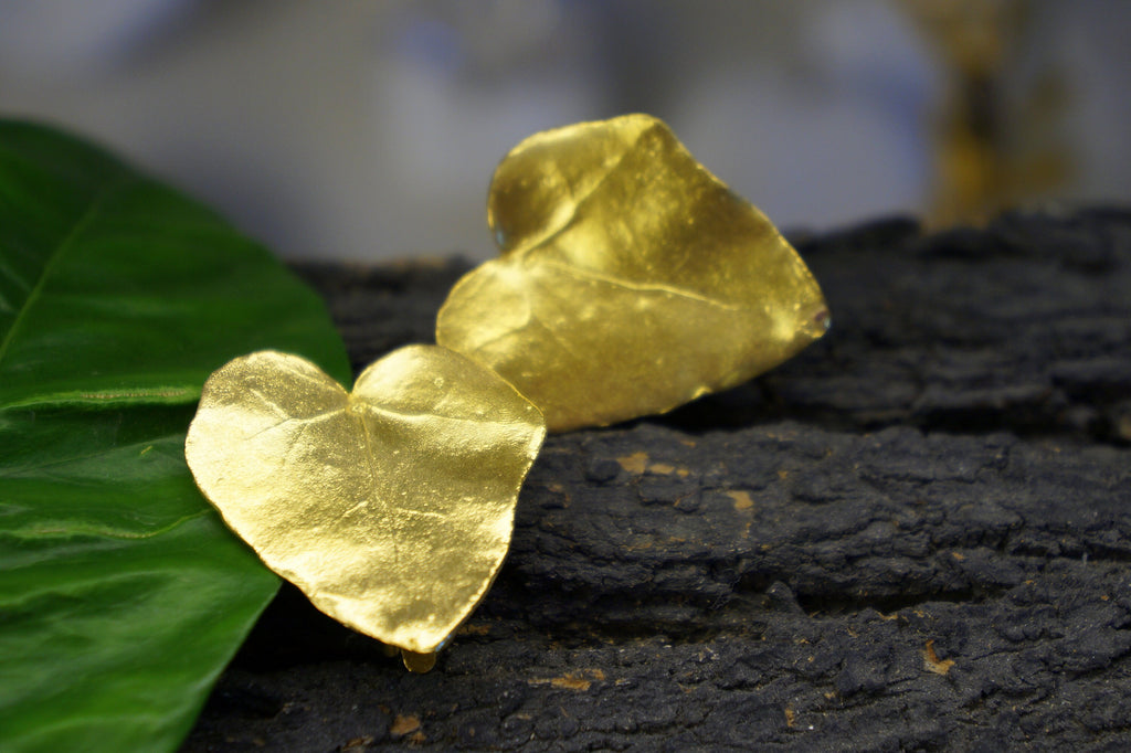 Heart Ivy Leaf Earrings – Gold Plated Botanical Clip Earrings in Sterling Silver
