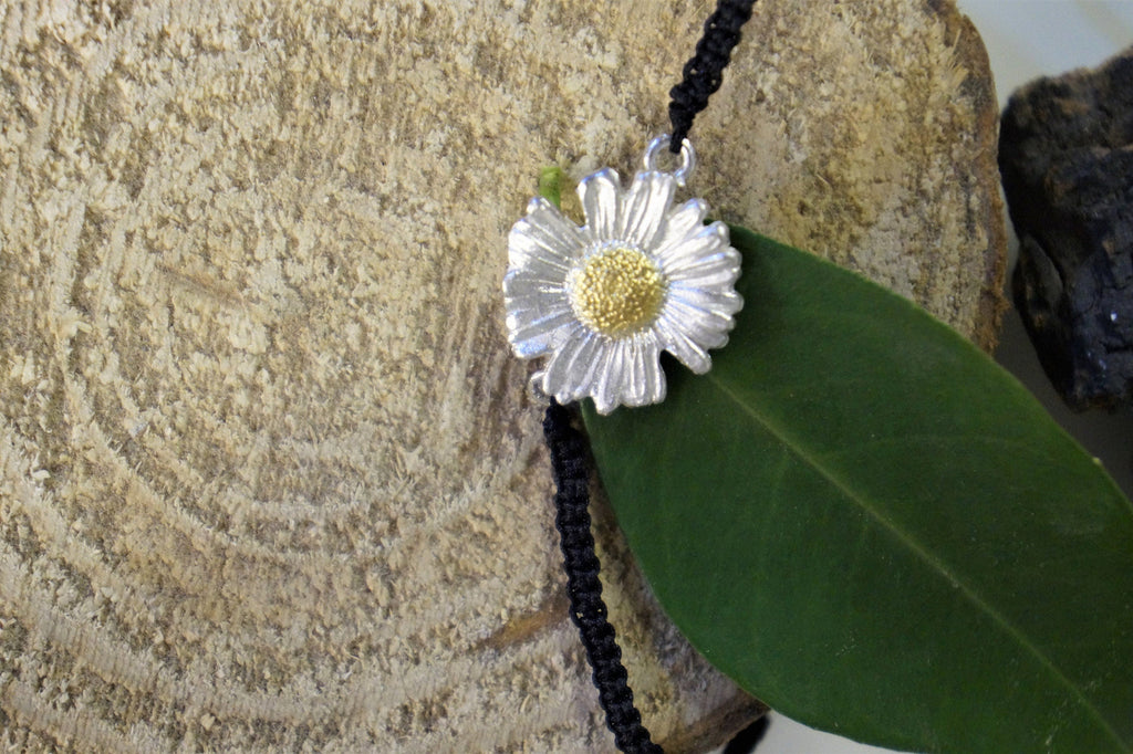 Chamomile Flower Bracelet: Handmade Macrame Jewelry (Sterling Silver)