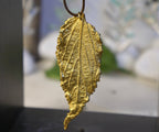 Leaf Pendant Necklace: Real Hibiscus Design (14k Goldplated, Adjustable)