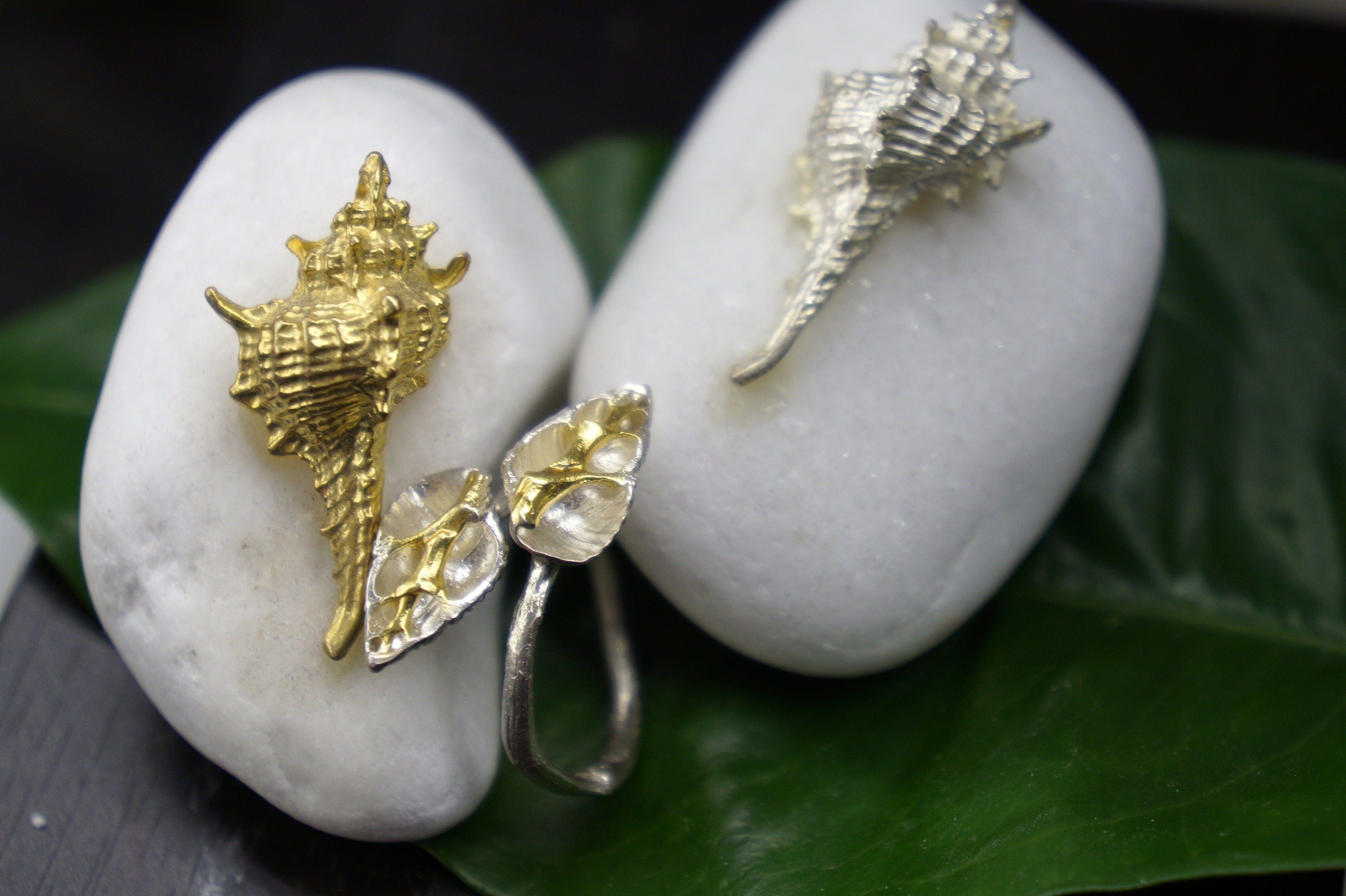 Sea Shell Decor - Brass Statue With Olive Motif | Nature Home Decor Gift