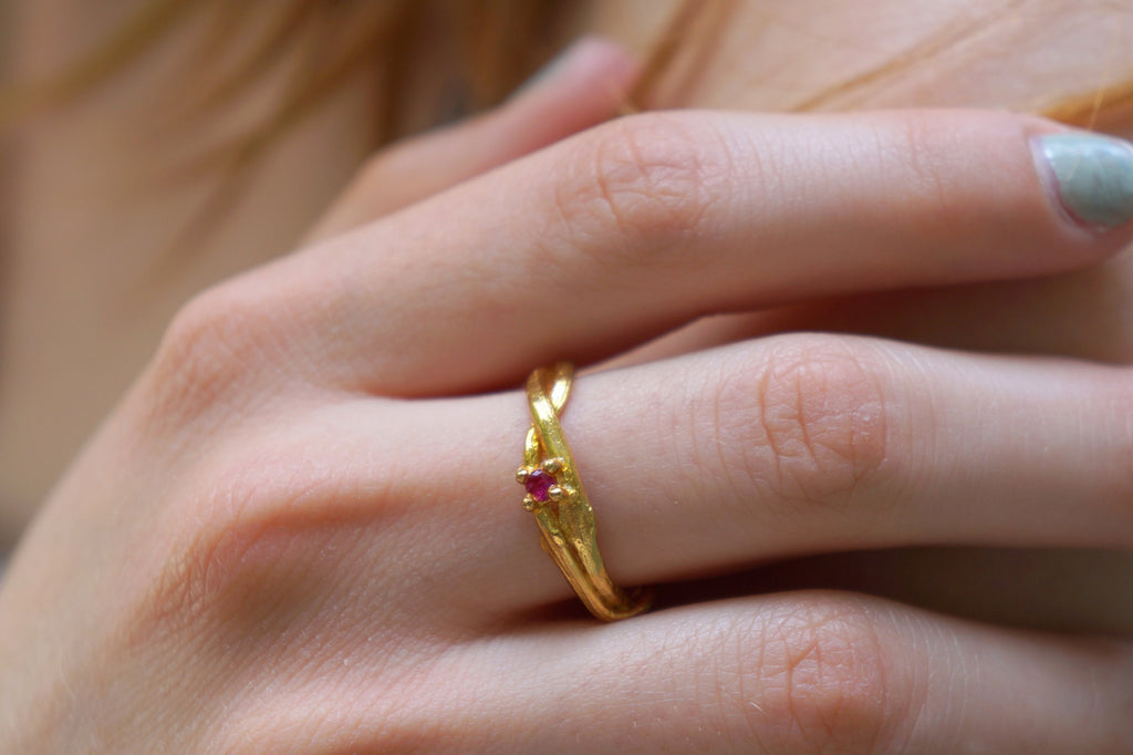 Olive Branch Ring – Handmade Nature Rings with 14k Gold & European Zircon