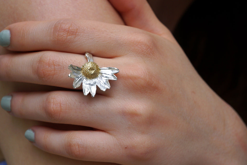 Adjustable Daisy Ring – Sterling Silver Flower Jewelry With Delicate Petals