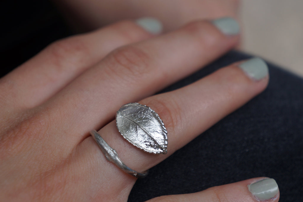 Sterling Silver Leaf Ring – Handcrafted Nature Inspired Jewelry with Tarnish Resistant Finish