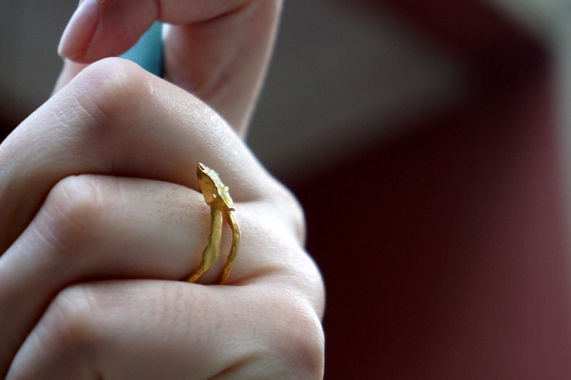 14K Goldplated Ring - Adjustable Sterling Silver Limpet Shell Jewelry with Green Murano Glass