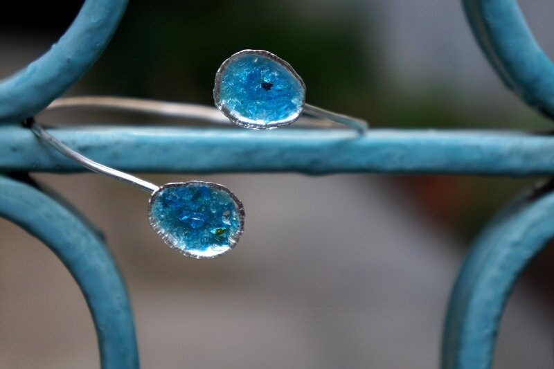 Sterling Silver Cuff Bracelet - Adjustable Raw Murano Glass Bangle with Limpet Shell Design