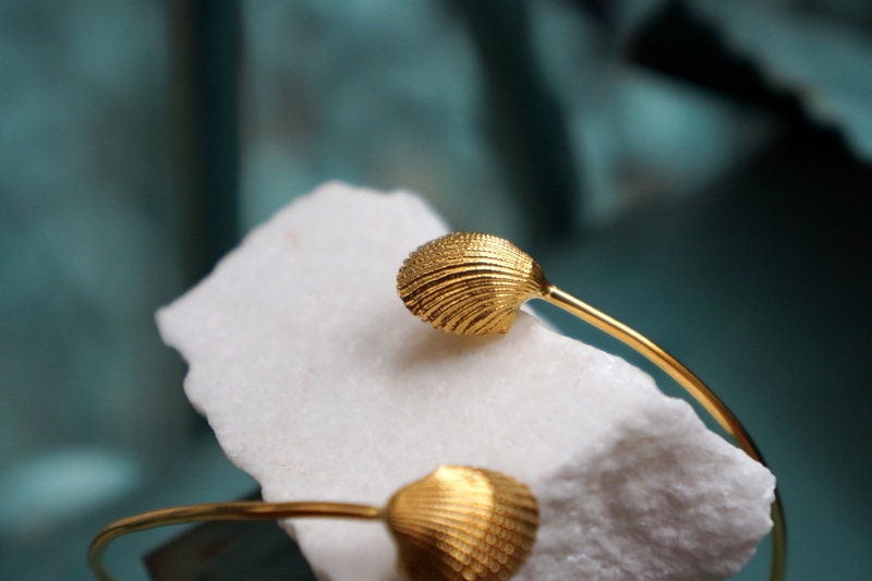 Gold Cuff Bracelet – Adjustable Sterling Silver 925 Summer Sea Shell Accessory