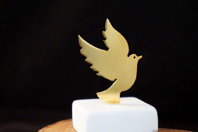 Small Dove Statue – Gold Plated Bronze Peace Symbol on White Marble Base