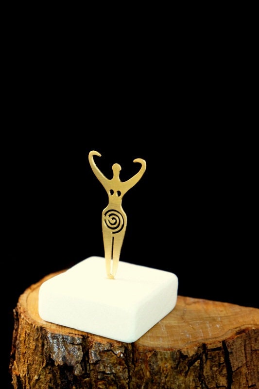 Fertility Goddess Statue – New Mom Gift | Meditation Sculpture | Symbol Of Motherhood Decor