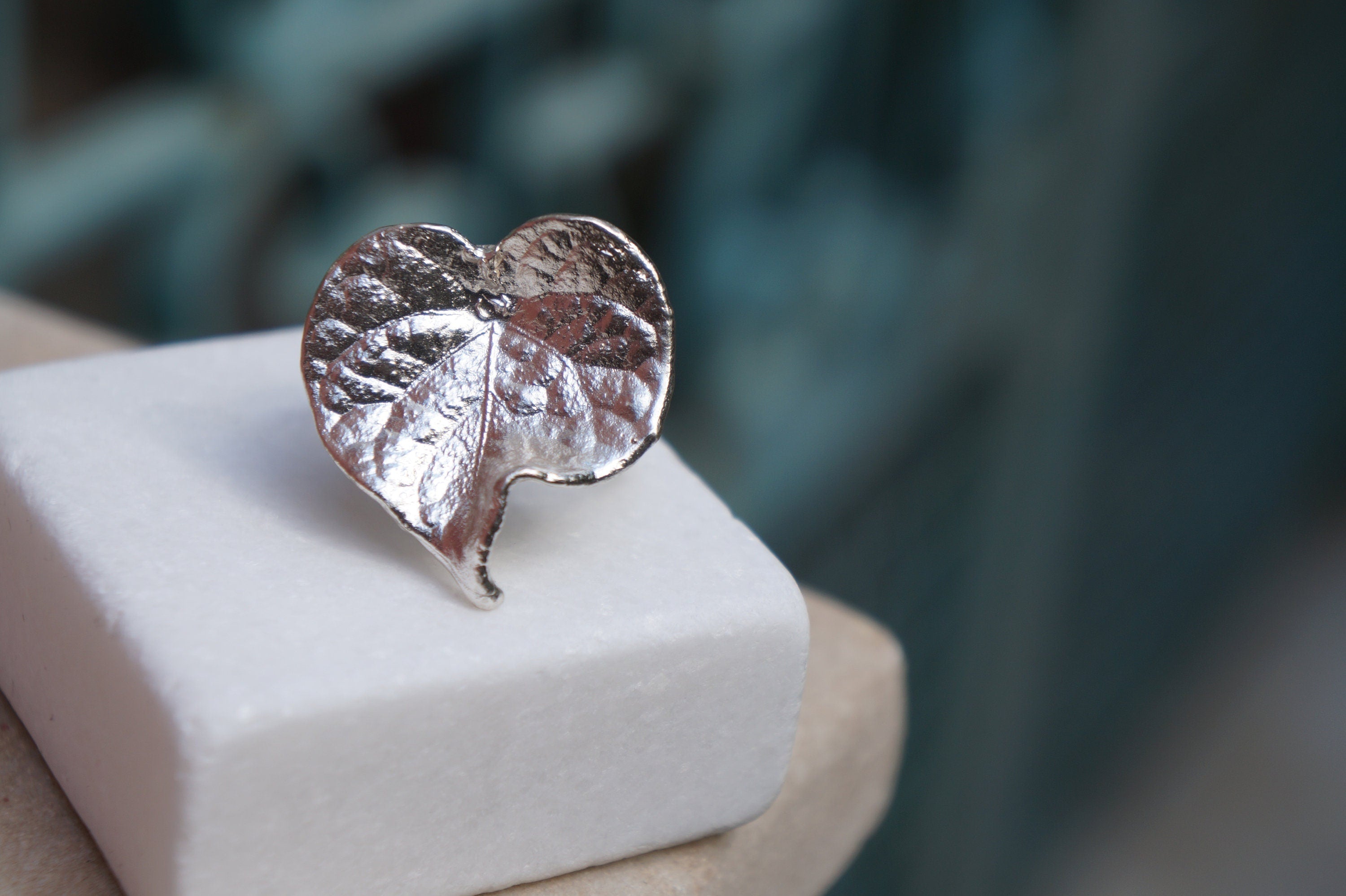 Leaf Ring: Nature Inspired Jewelry (Adjustable, Silver or Gold Plated)