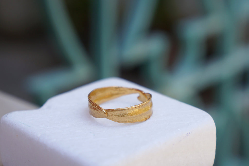 Solid Gold Olive Ring – 9k 14k 18k Gold Leaf Band | Nature Inspired Wedding Band