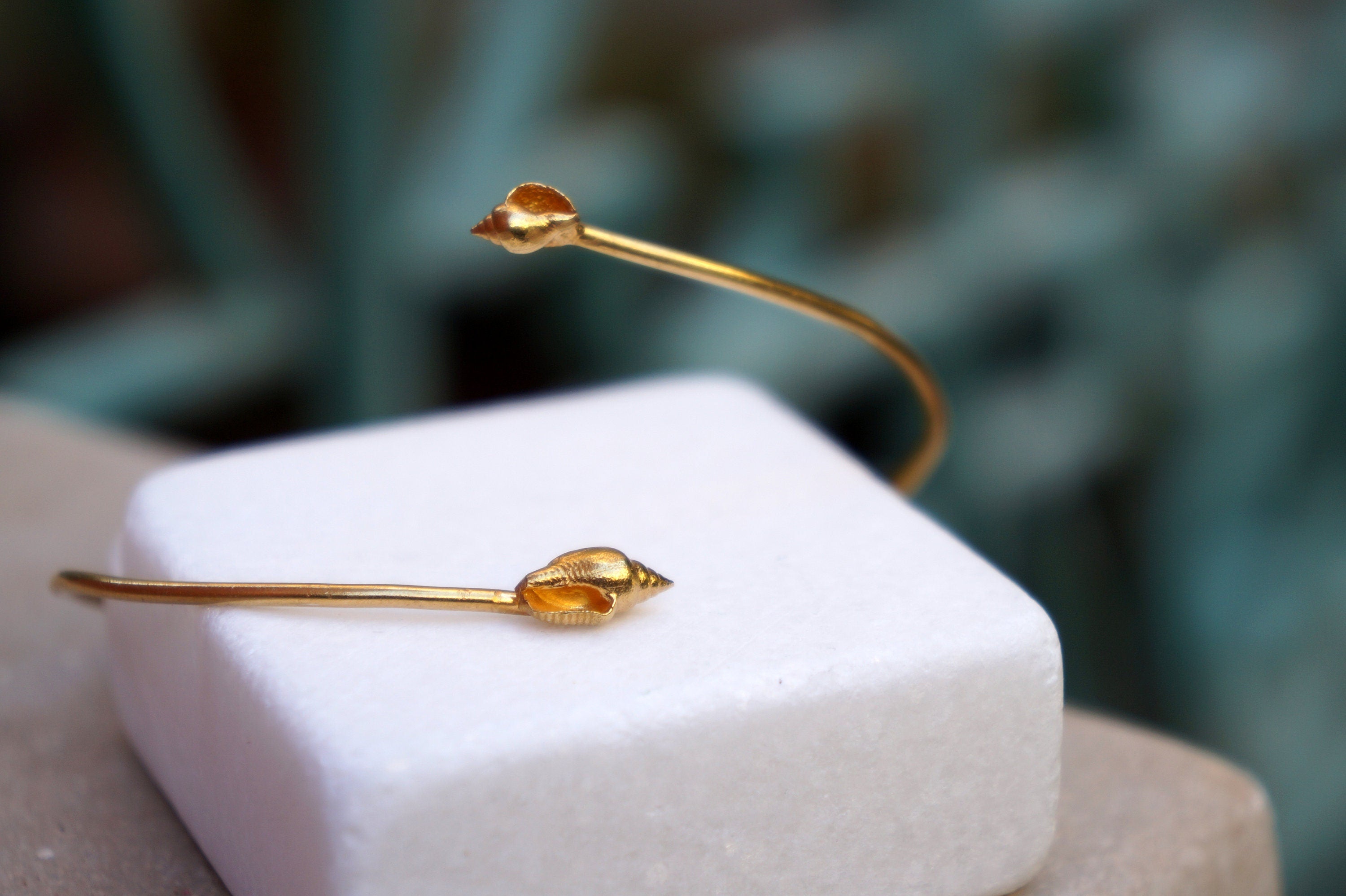 Adjustable Arm Cuff – Dainty Sea Shell Bracelet | 14K Gold Plated Sterling Silver