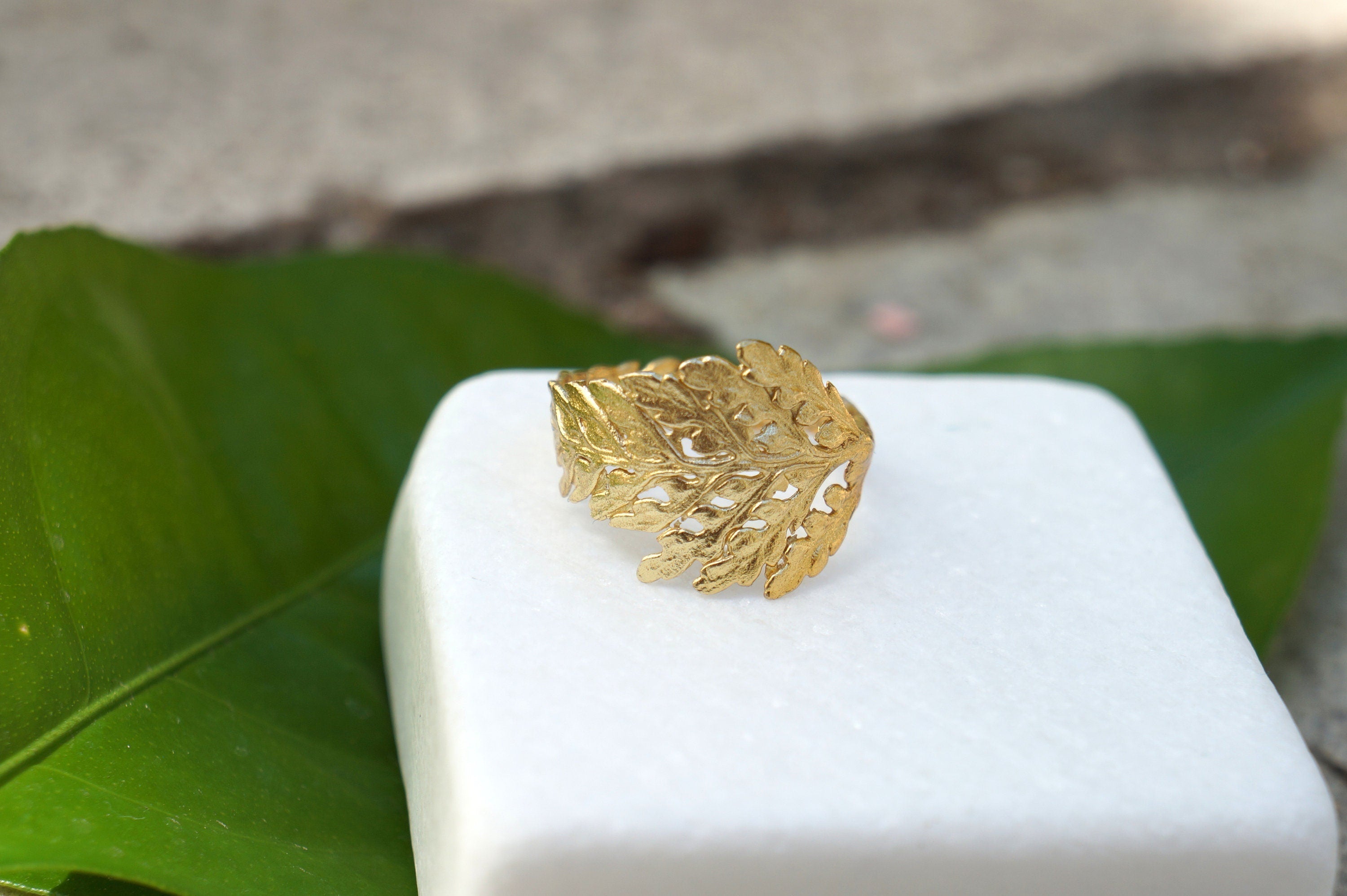 Solid Gold Fern Leaf Ring, Handmade Nature-Inspired Jewelry, Organic Forest Band, Gift for Growth & Protection (9K, 14K, 18K Real Gold)