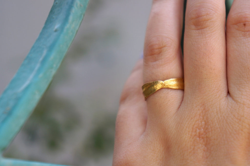 Solid Gold Olive Ring – 9k 14k 18k Gold Leaf Band | Nature Inspired Wedding Band