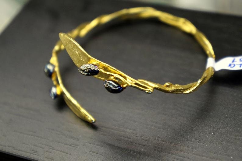 Gold Hoop Earrings – Small Olive Leaf Hoops With Butterfly Clip Closure