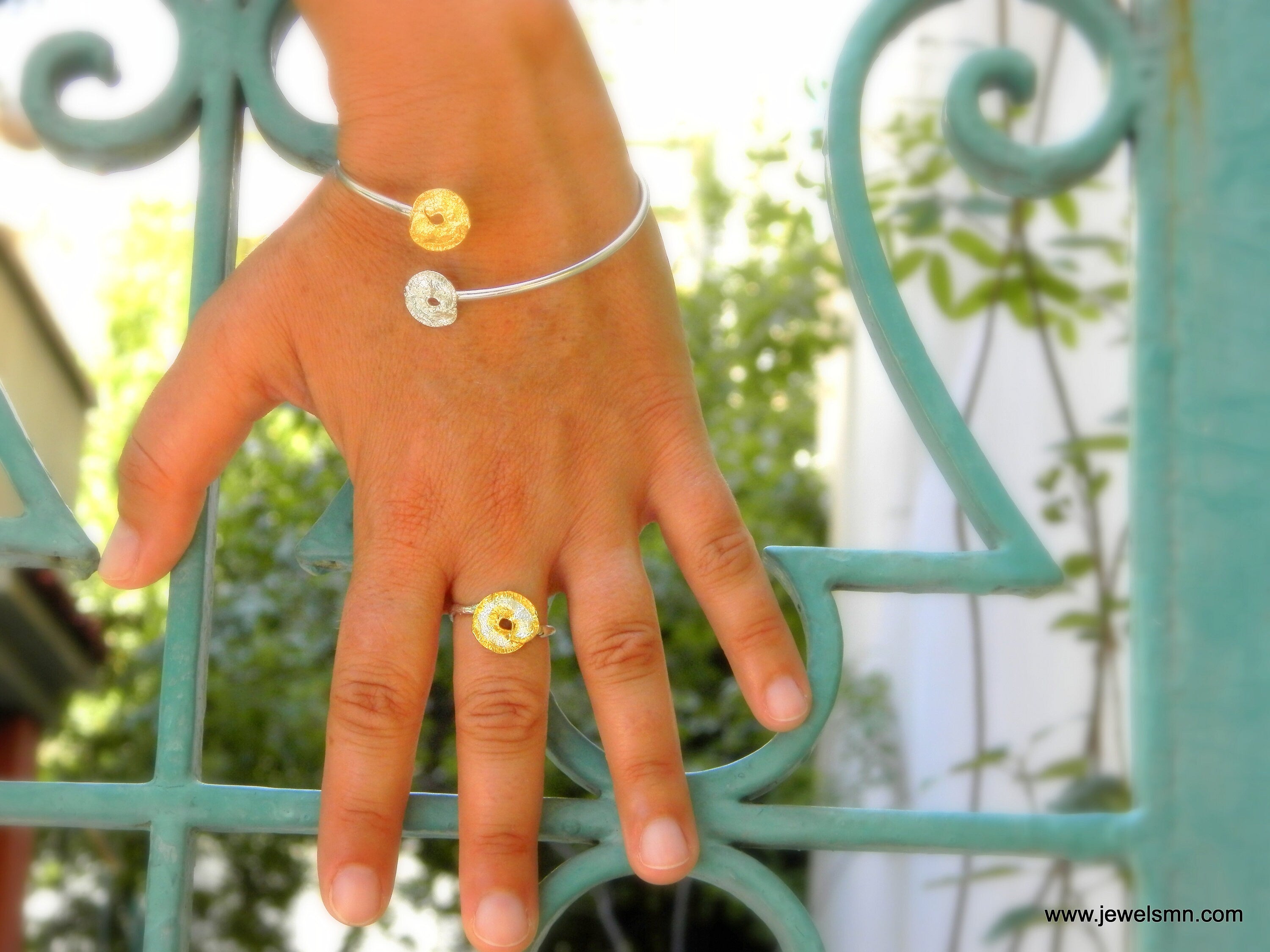 Silver Leaf Ring: Nature-Inspired Spiral and Branch Design
