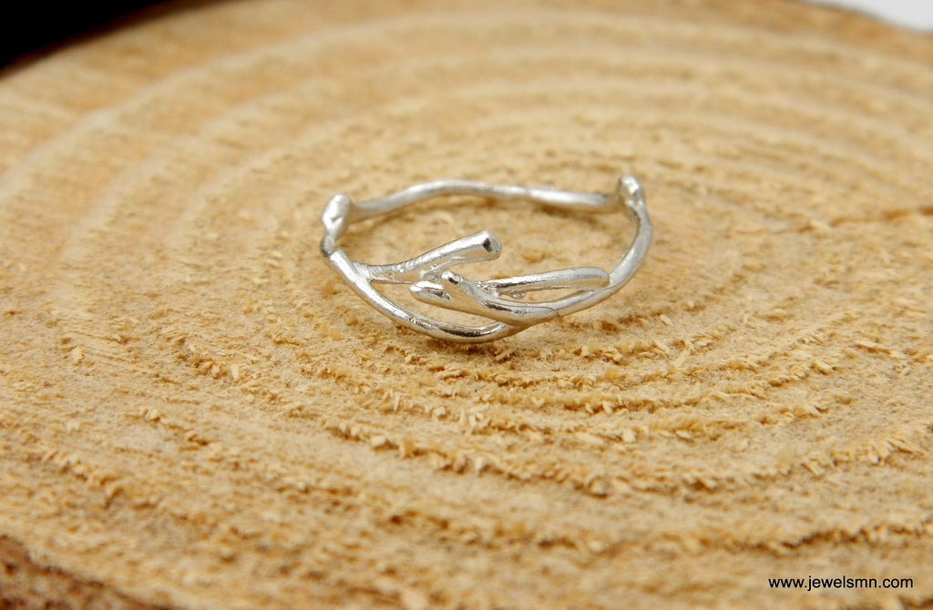 Sterling Silver Twig Ring – Minimalist Nature Ring With Jasmine Branch Design