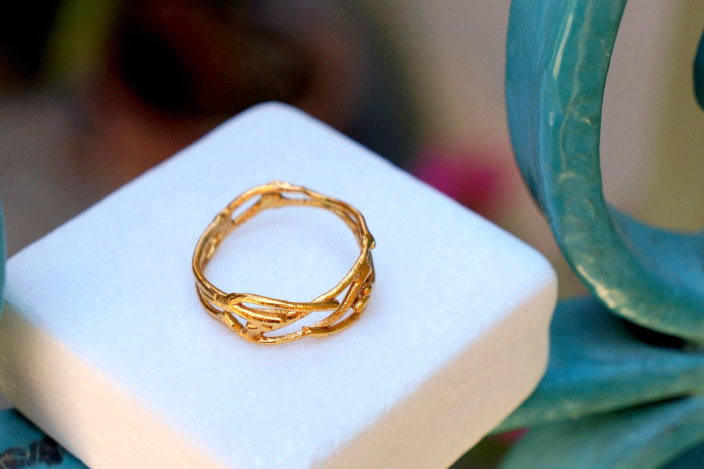 Solid Gold Jasmine Ring – Handmade Floral Twig Band in Rose & White Gold