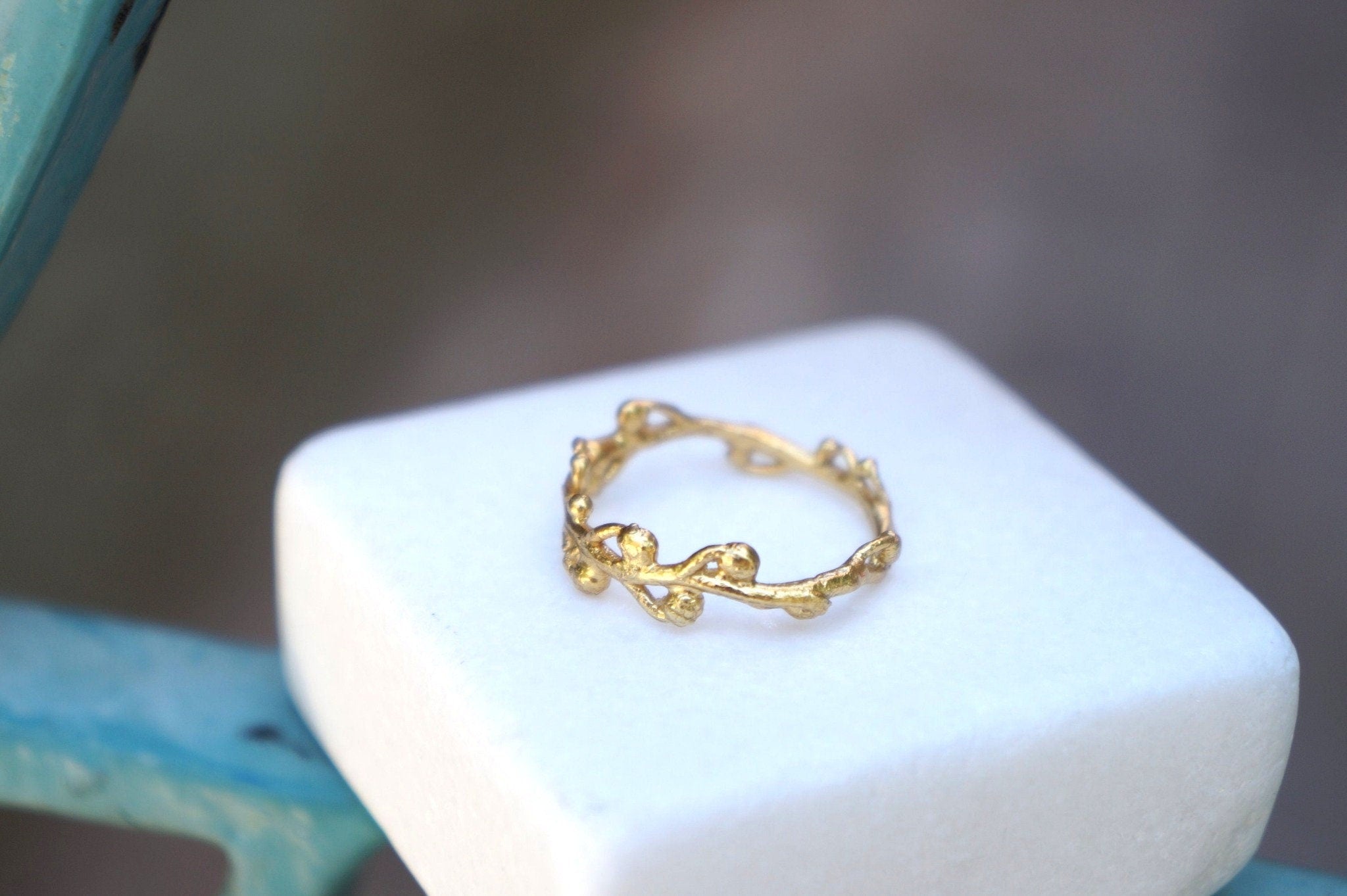 Solid Gold Twig Ring – 14K Gold Branch Ring With Acacia Branch Motif