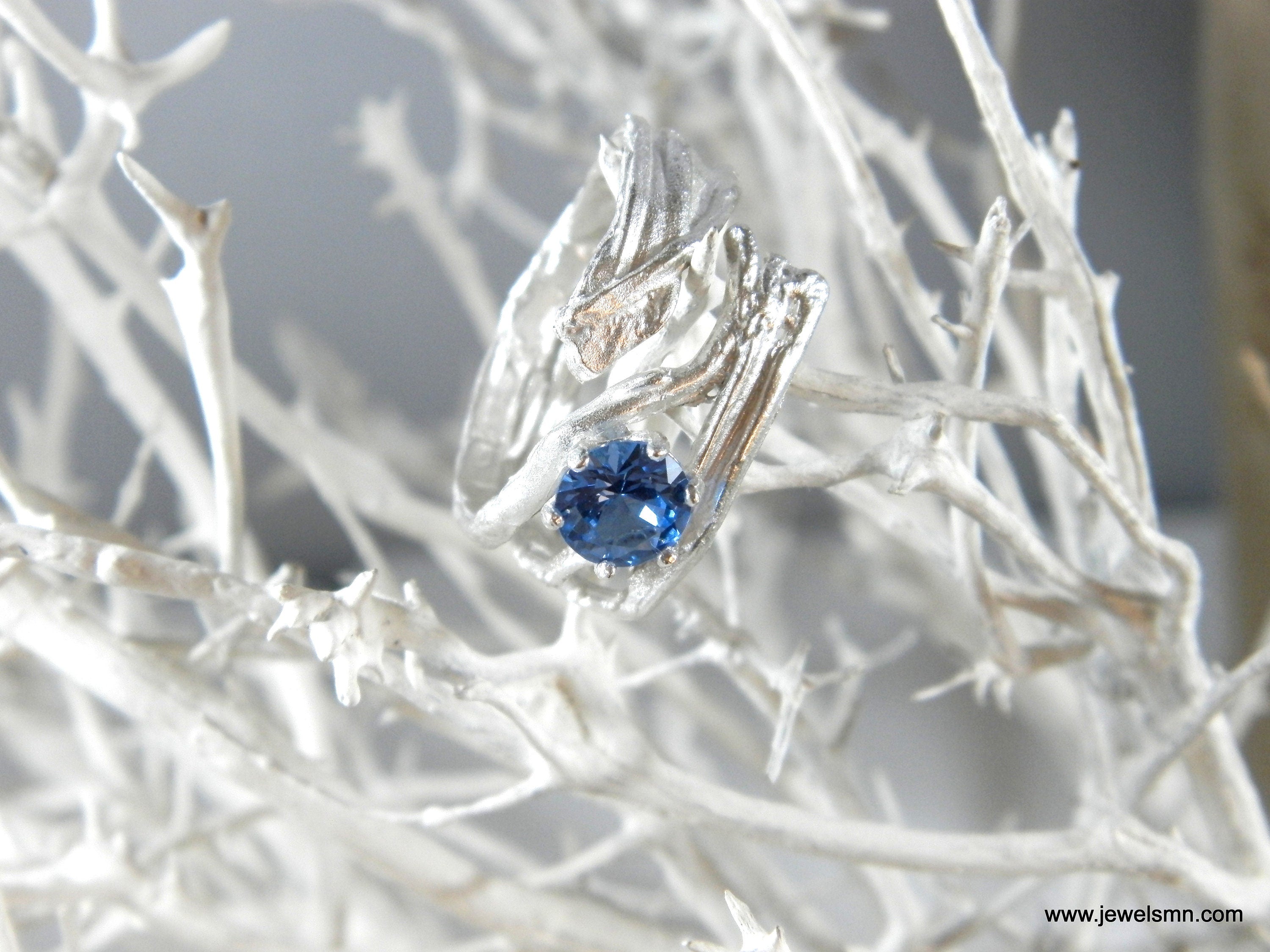 Branch Ring: Sterling Silver Nature Design - Lab Diamond Accent