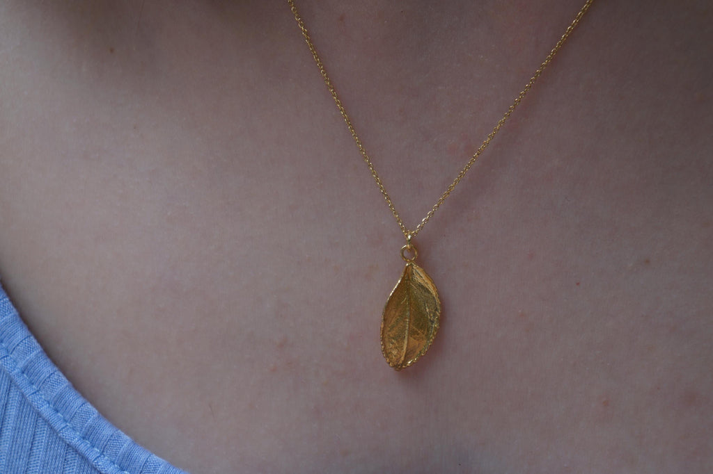 Solid Gold Necklace – Real Rose Leaf Pendant | Handmade Botanic Jewelry