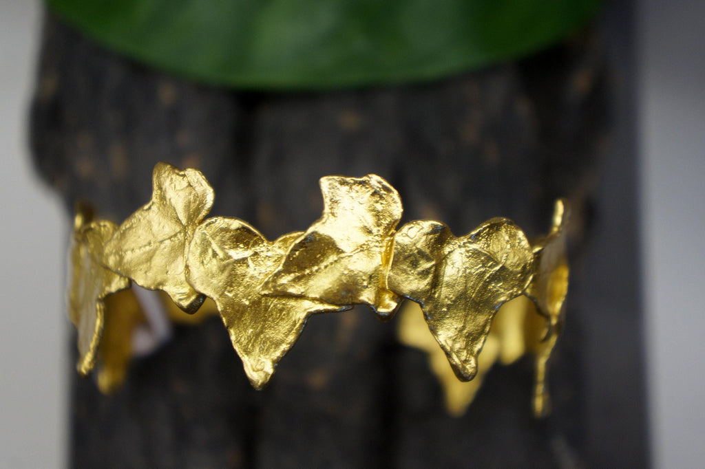 Adjustable Gold Bracelet – Sustainable Ivy Leaf Bangle With Botanical Casting Technique