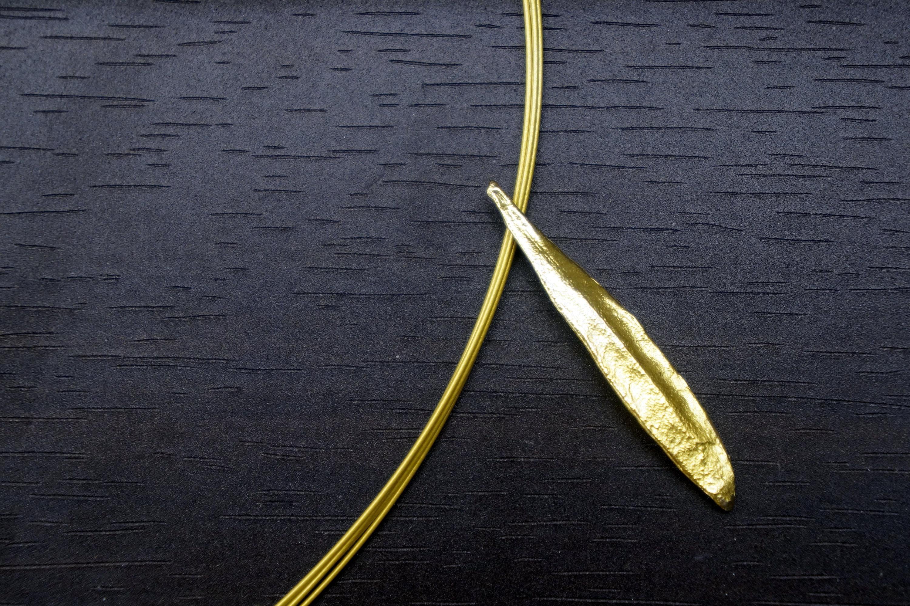 Pressed Flower Necklace – Real Olive Leaf Gold Plated Sterling Silver Jewelry