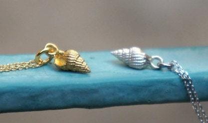 Sea Shell Pendant – Minimalist Necklace with Sterling Silver or 18k Gold Plated Chain