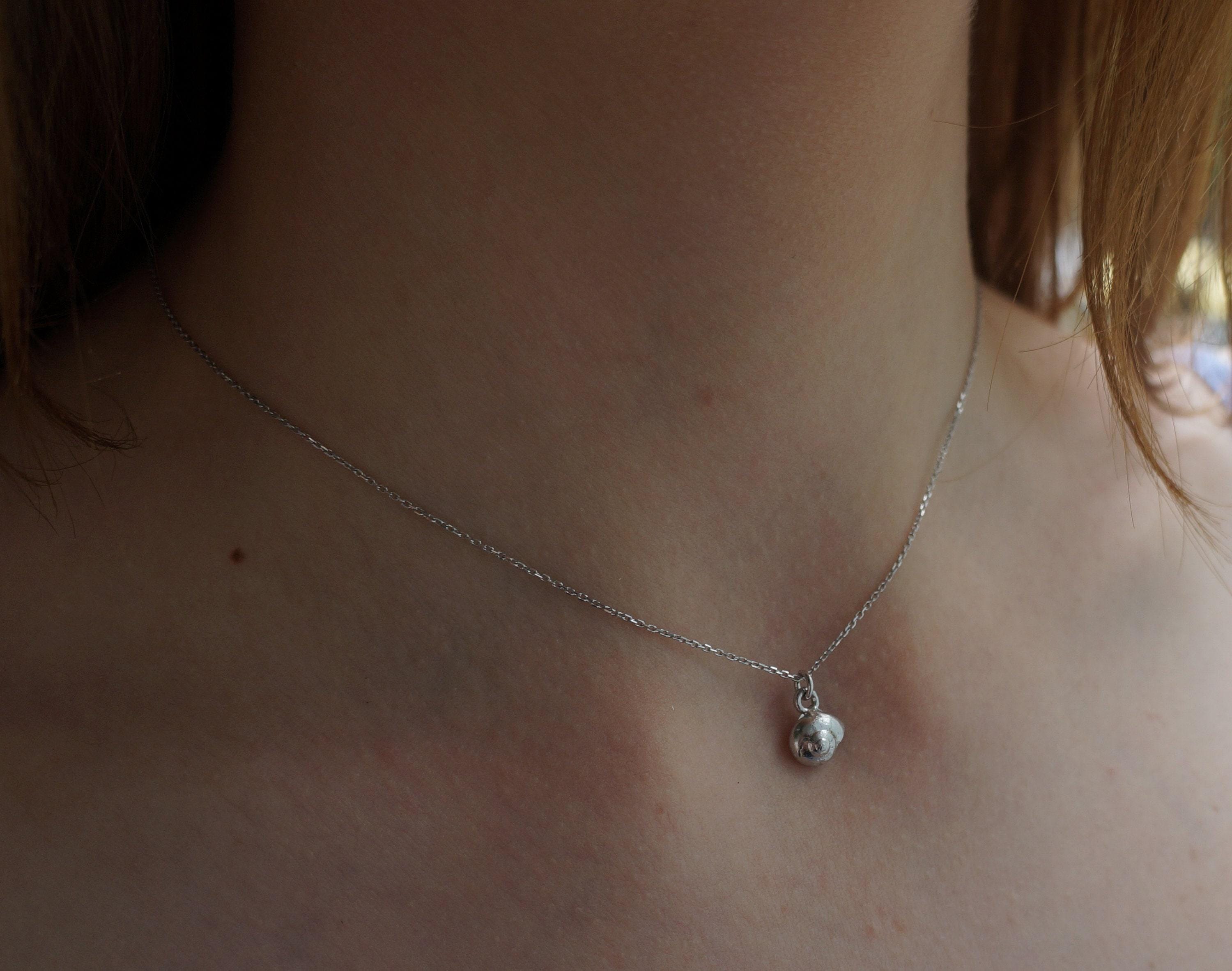 Sea Shell Necklace – Dainty Sterling Silver Chain With Minimalist Pendant