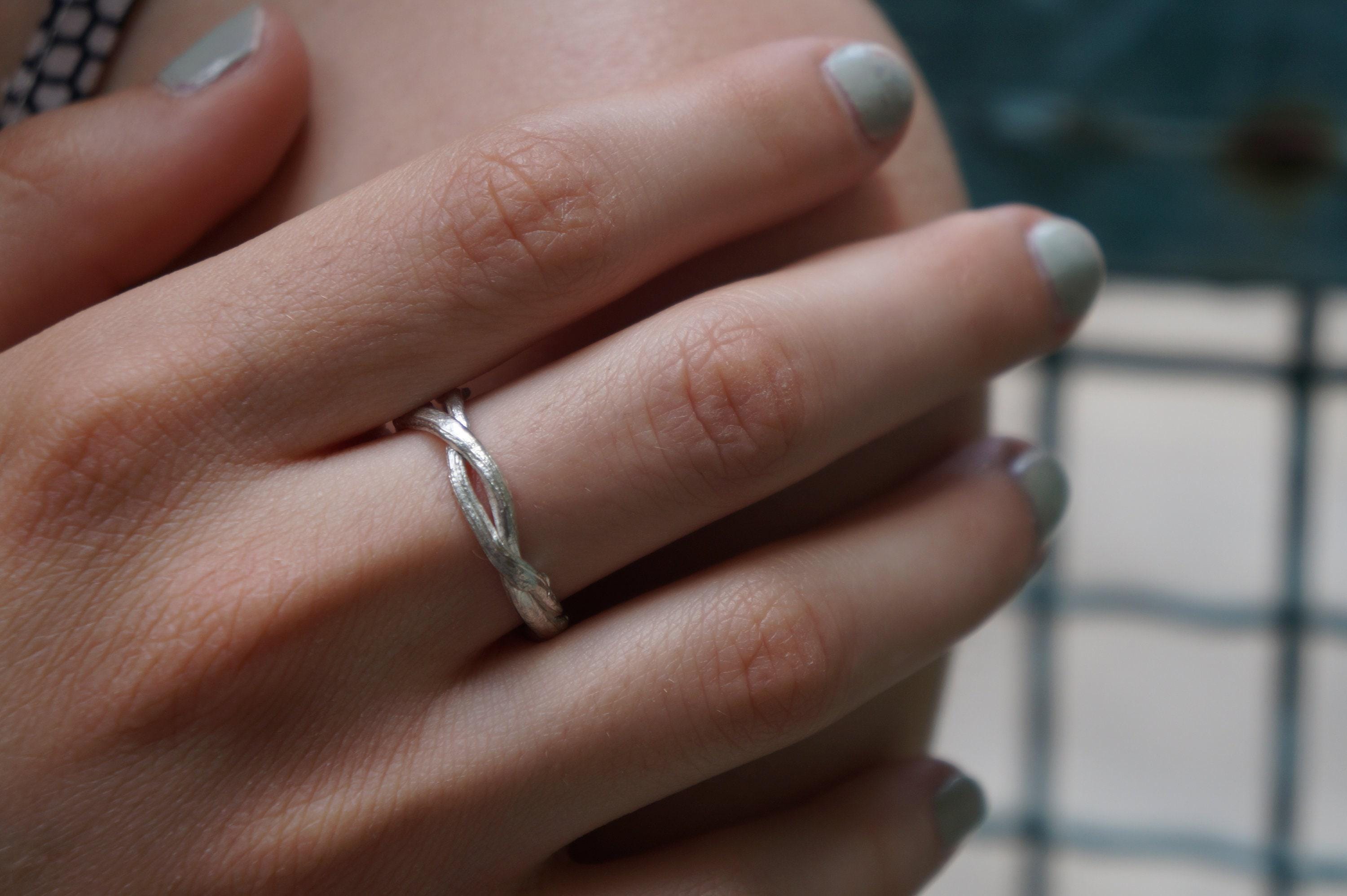 Silver Olive Branch Ring, Sterling Silver Band, Adjustable Fit Ring, Twig Ring, Handmade Jewelry for Women, Silver Ring Gift, Gift for Her