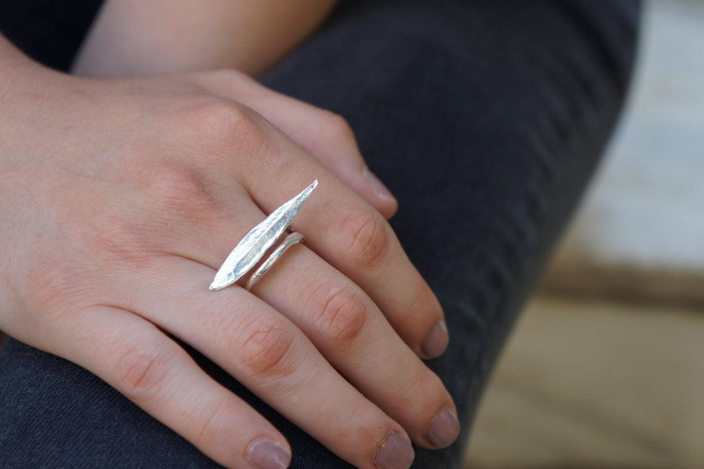 Nature-Inspired Olive Leaf Ring, Adjustable Silver (Rhodium Black)