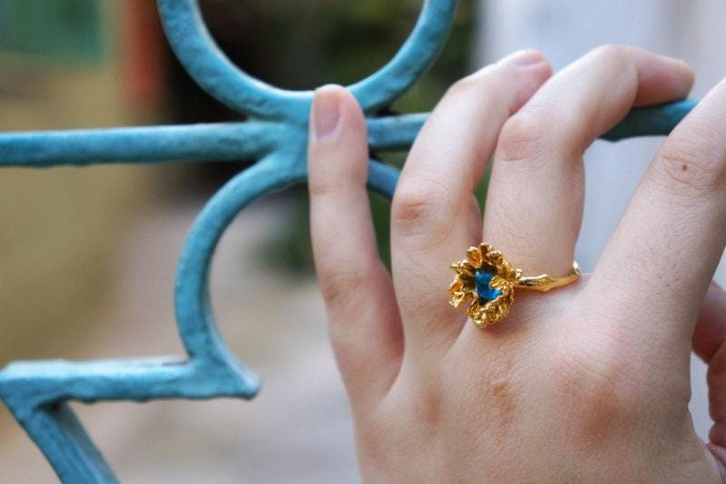 Wild Daisy Ring: Sterling Silver with Bright Blue Murano Glass