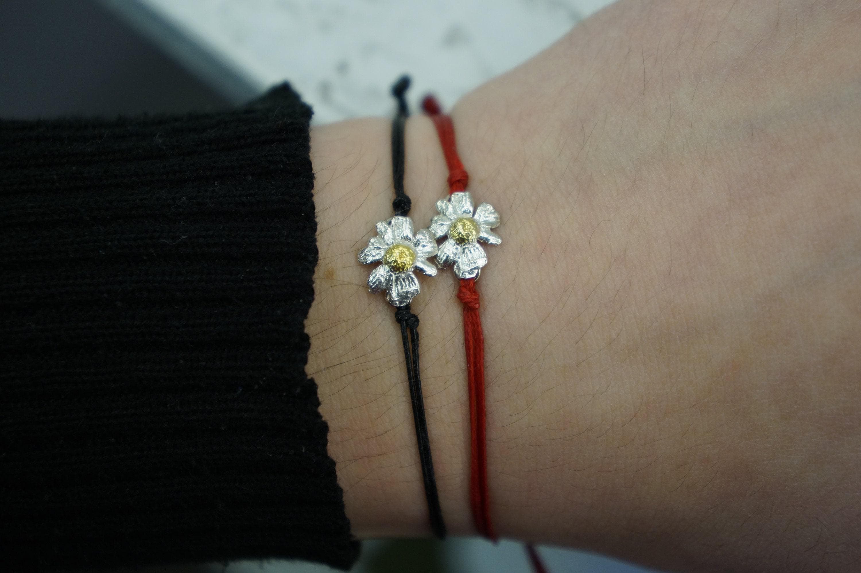 Sterling Silver Daisy Bracelet - Real Chamomile Flower Detail