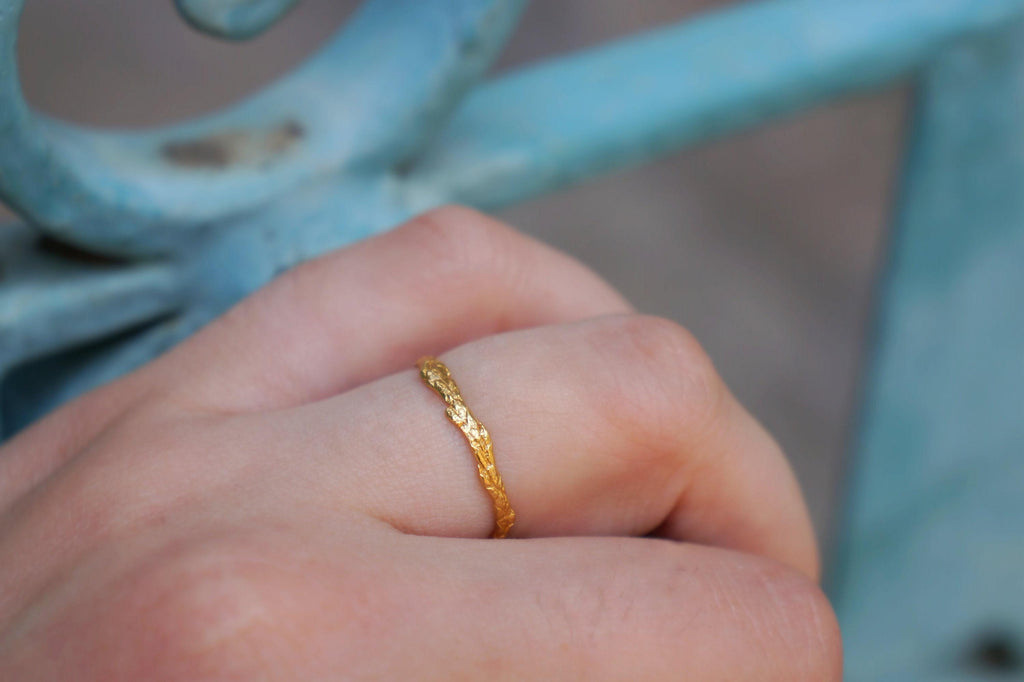 Twig Wedding Ring Set: Delicate Solid Gold - Nature Inspired Design