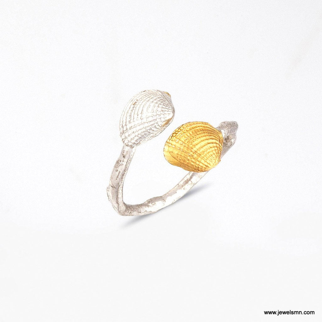 Two-Tone Sea Shell Ring - Adjustable Silver and Gold Design