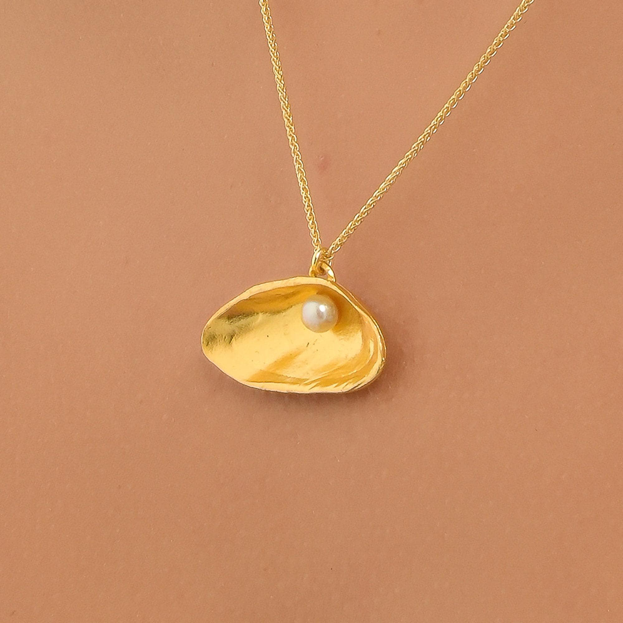 Nature Inspired Pearl Necklace, Mussel Shell Pendant (Gold Plated Silver)