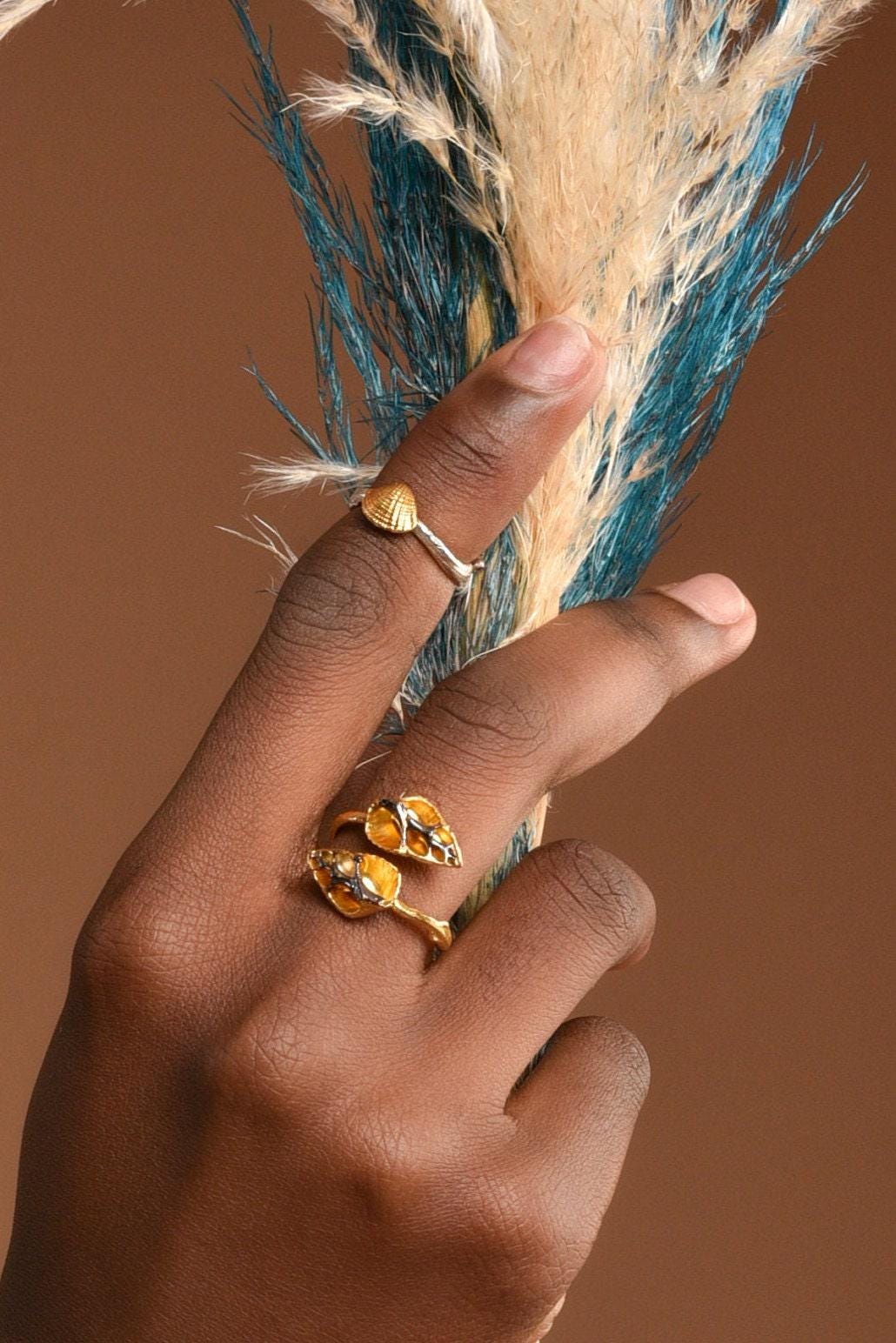 Seashell Statement Ring: Heart Shape, Goldplated Brass - Eco Friendly