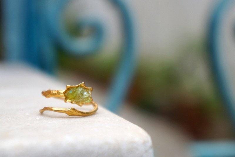 Sea Shell Ring, Sterling Silver with Green Murano Glass, Gold-Plated Eco Jewelry