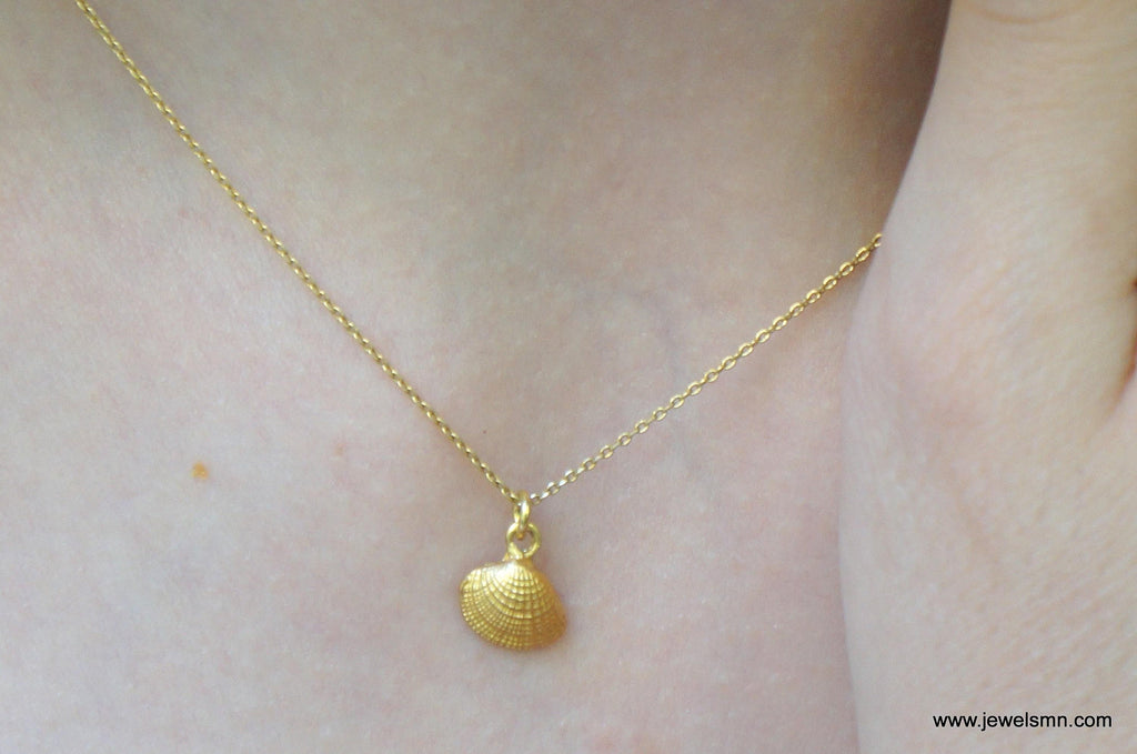 Solid Gold Sea Shell Necklace, Handmade Minimalist Nature Jewelry, Dainty Beach Pendant, Gift for Longevity & Summer, Real Gold (9K-18K)