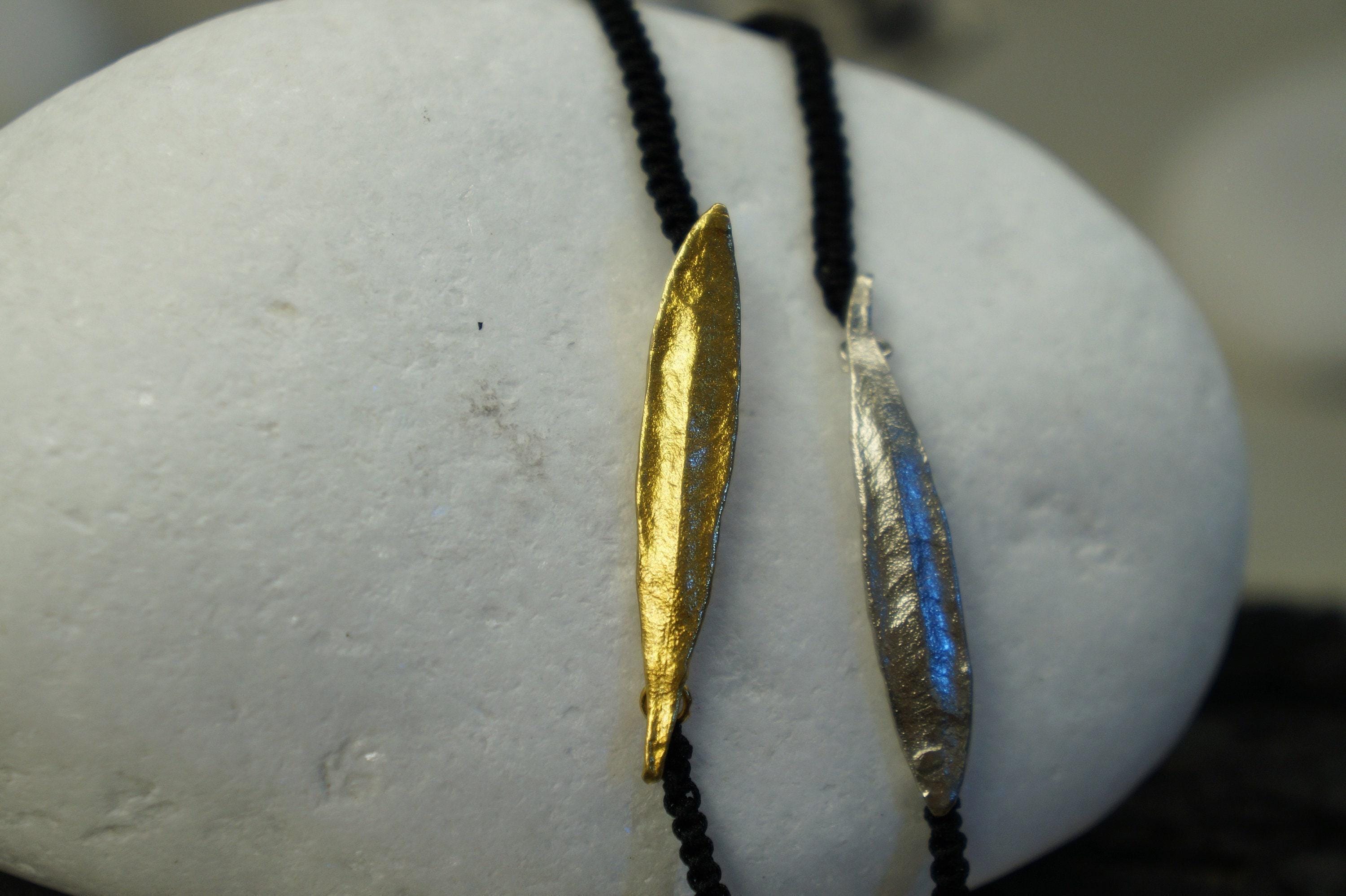 Real Olive Leaf Charm Bracelet, Handmade Nature Jewelry, Organic Minimalist Wristlet, Gift for Protection, Gold or Sterling Silver 925