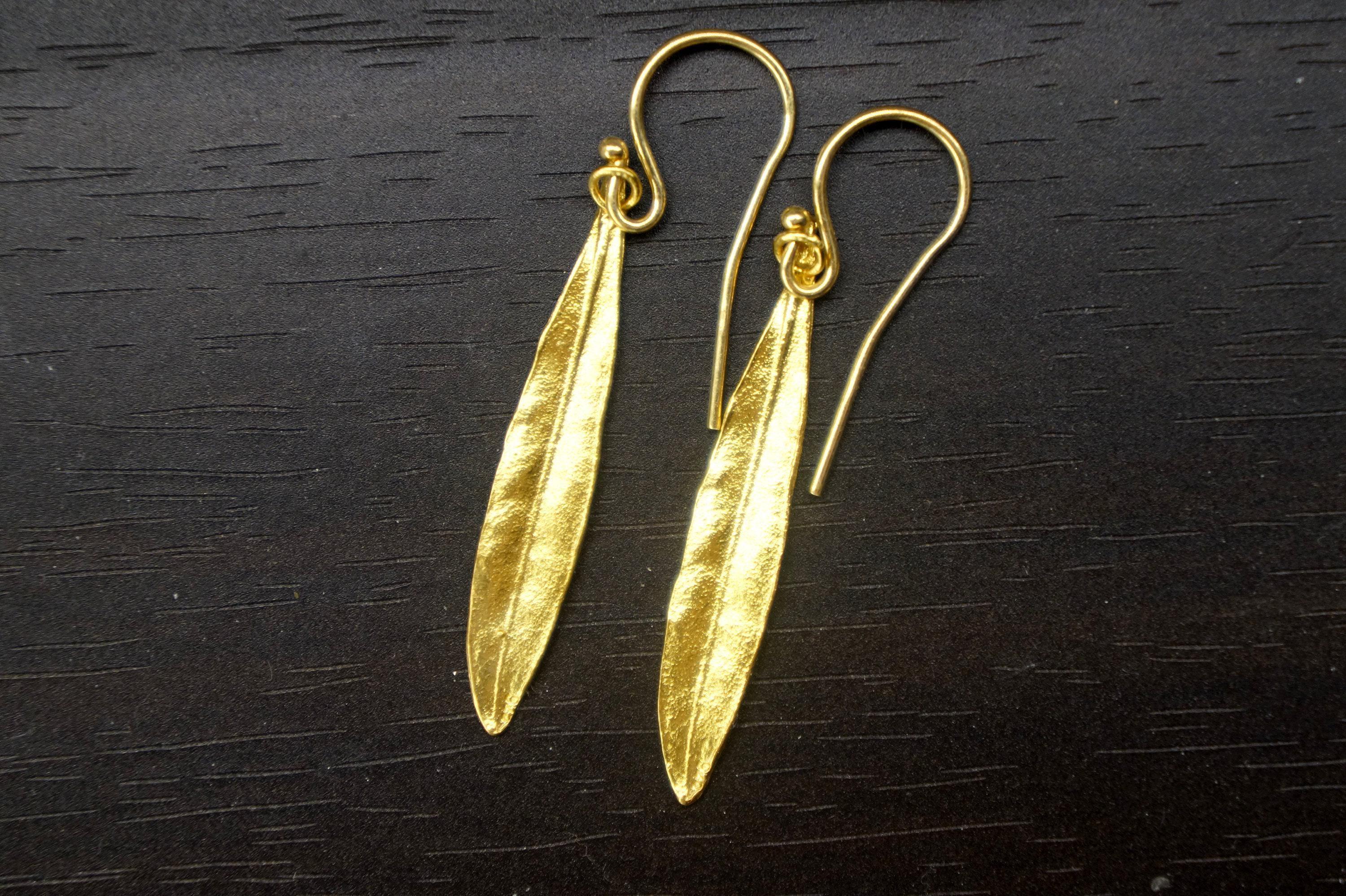 Every day Leaf earrings gift for women in Sterling recycled Silver or Gold Plated. Olive symbolize peace, protection, and fertility.