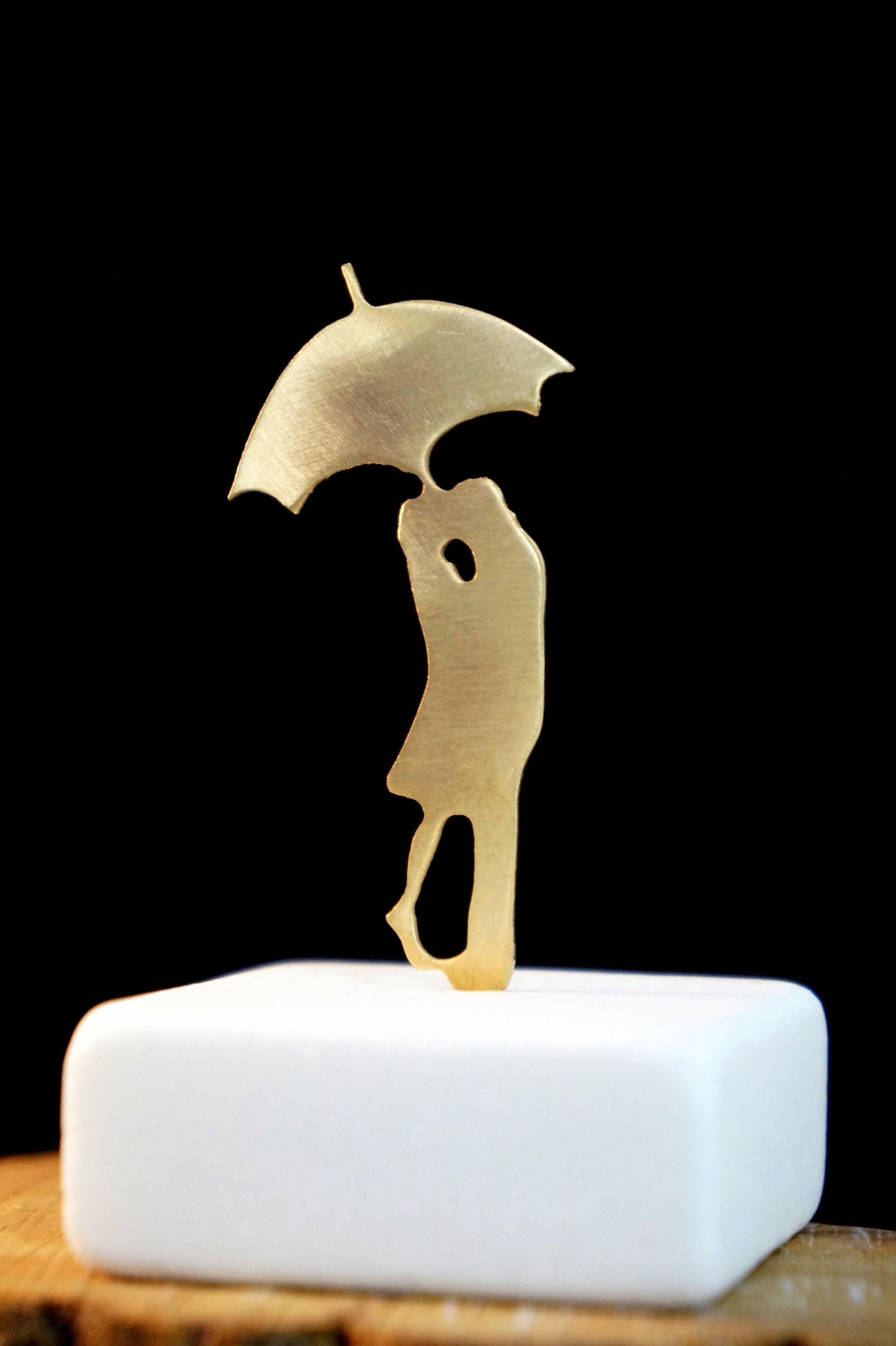Gold Sculpture of Couple on Marble, Lovers Under Umbrella Statue, Modern Romantic Art, Bronze Figurine