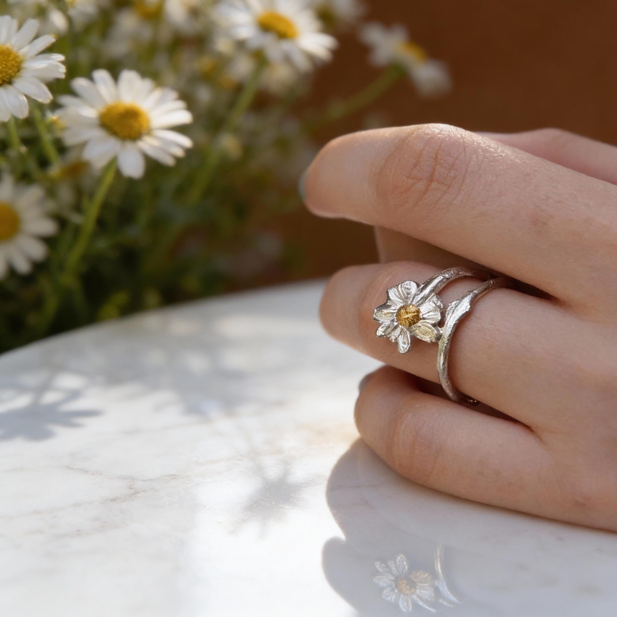 Real Chamomile Flower Ring, Handmade Nature Jewelry, Organic Forest Band, Gift for Health, Eco Sustainable Sterling Silver 925