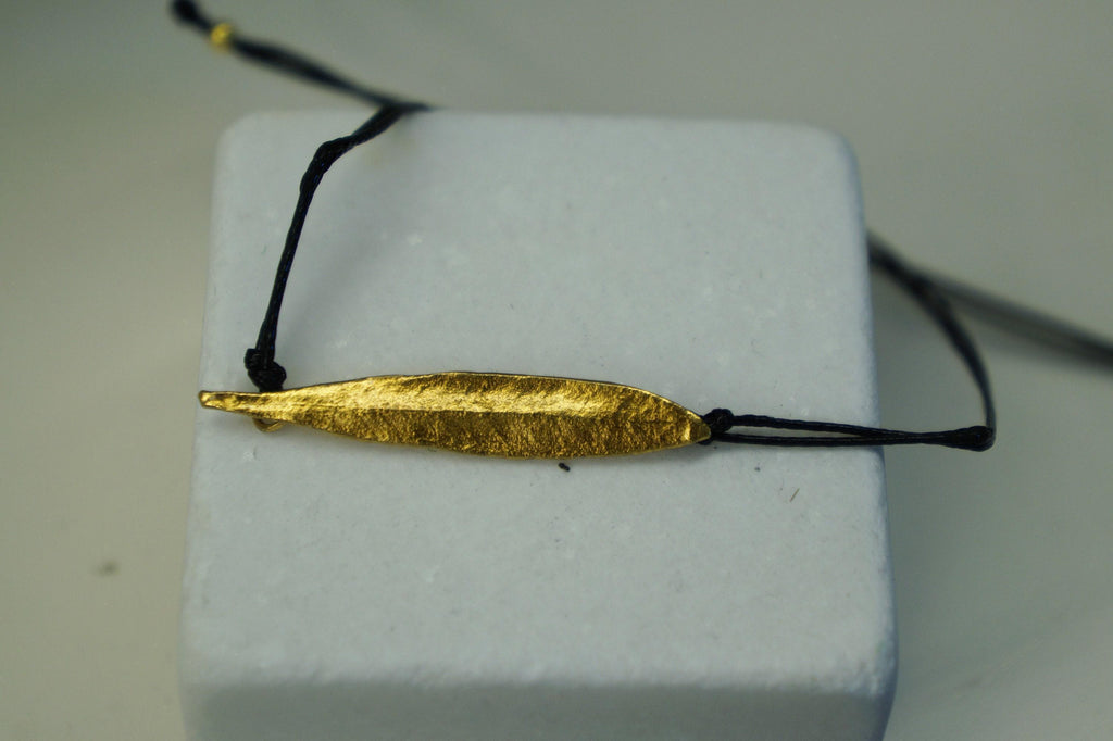Real Olive Leaf Charm Bracelet, Handmade Nature Jewelry, Organic Minimalist Wristlet, Gift for Protection, Gold or Sterling Silver 925
