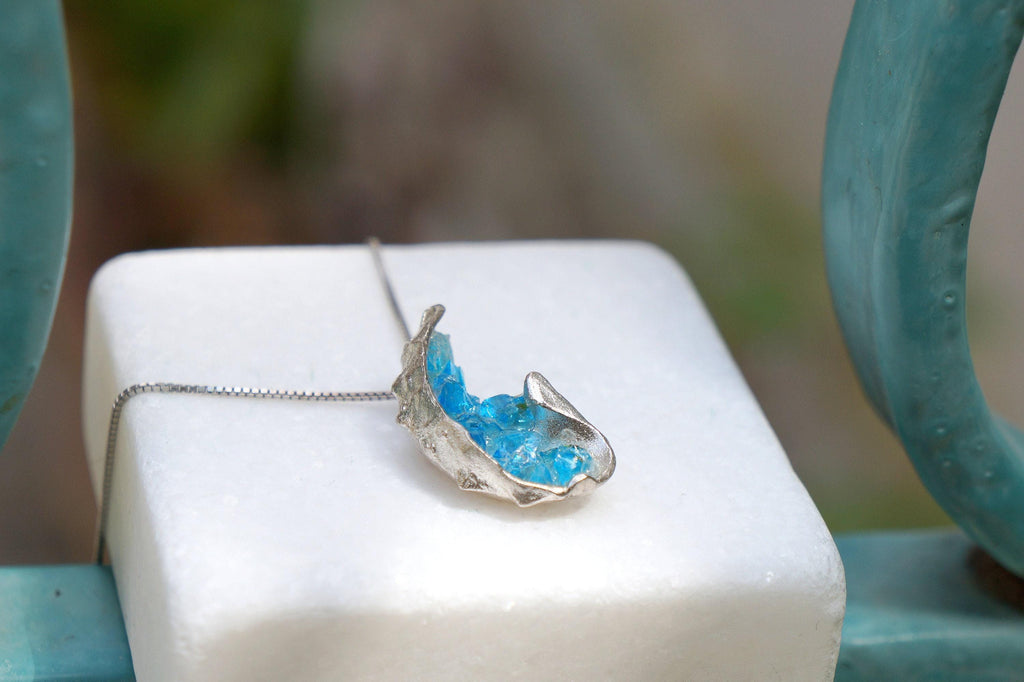 Gold Sea Shell Necklace with Blue Murano Glass, Gold-Plated Sterling Silver Jewelry, Gold Pendant, Gift for Her, Birthday Gift for Women
