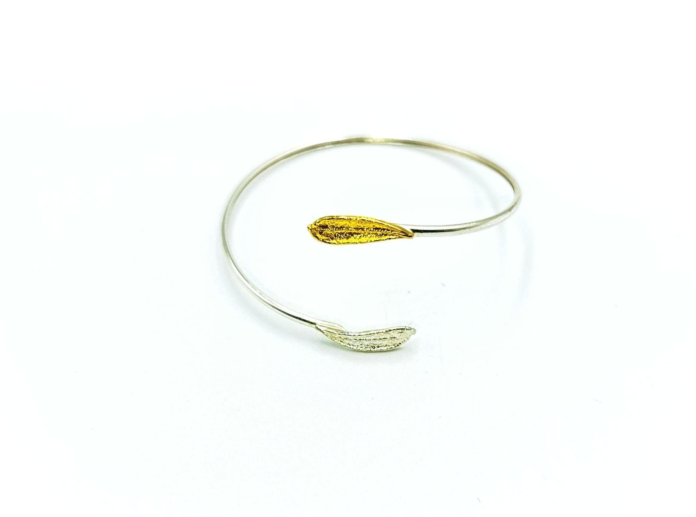 Nature-Inspired, Unique Botanical Bracelet with Real Plants Encased in recycled Silver 925. Real baby Olive Leaves Adjustable Bracelet.