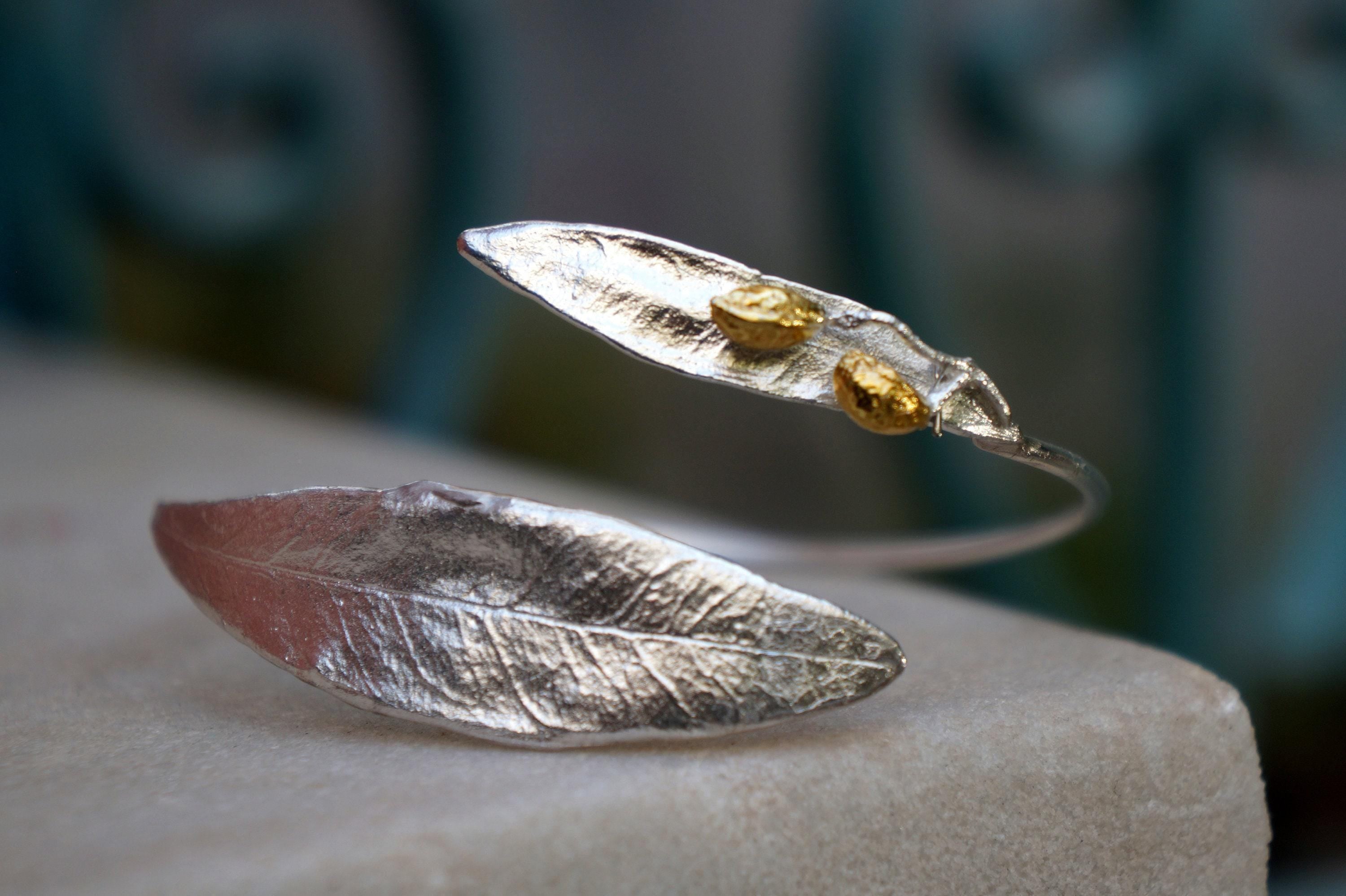 Silver Olive Branch Bracelet for Women, Bridal Jewelry in Sterling Silver.