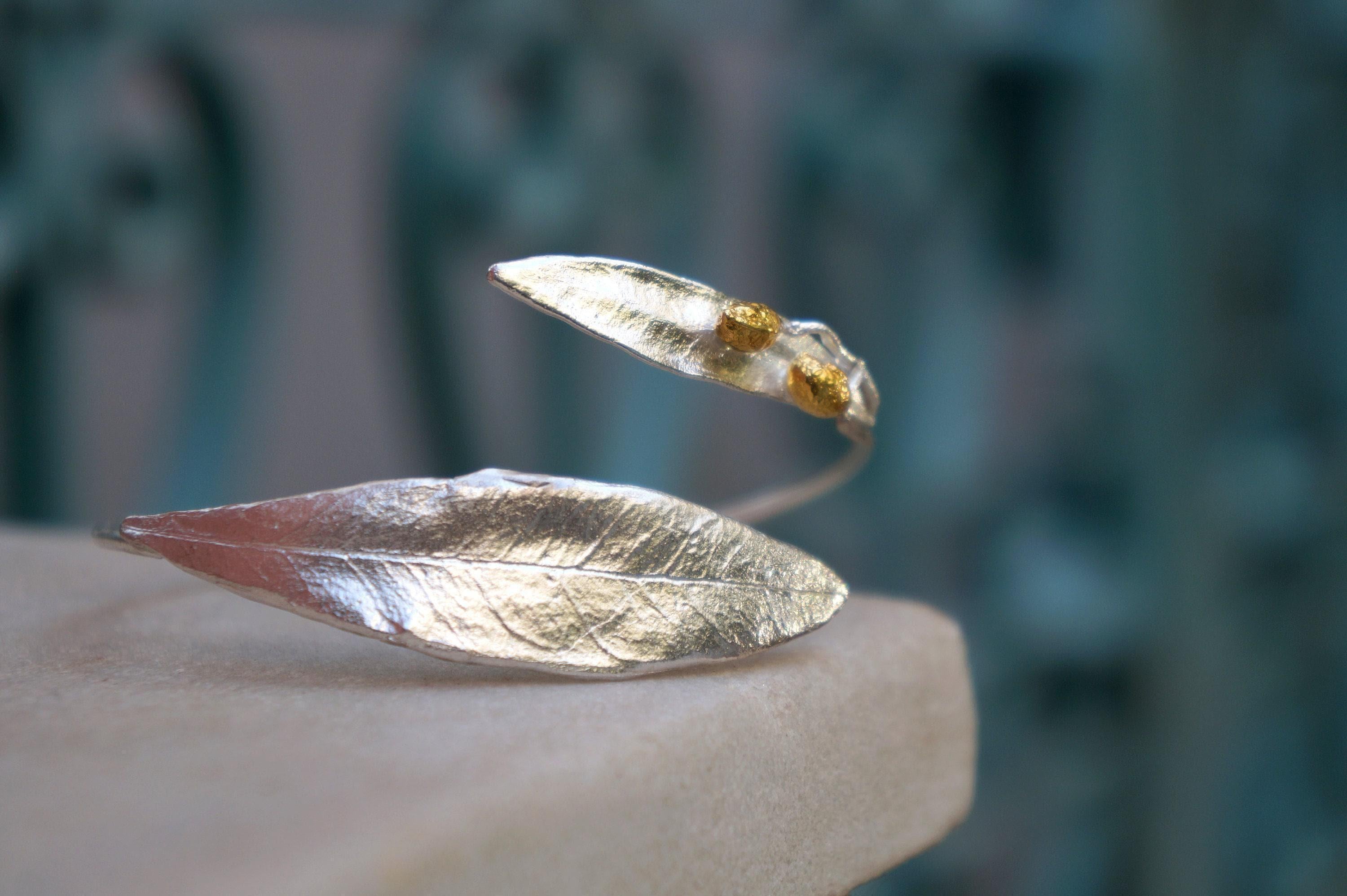 Silver Olive Branch Bracelet for Women, Bridal Jewelry in Sterling Silver.